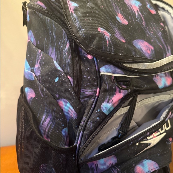 Speedo Teamster 35L Jellyfish Print Backpack - Picture 3 of 7